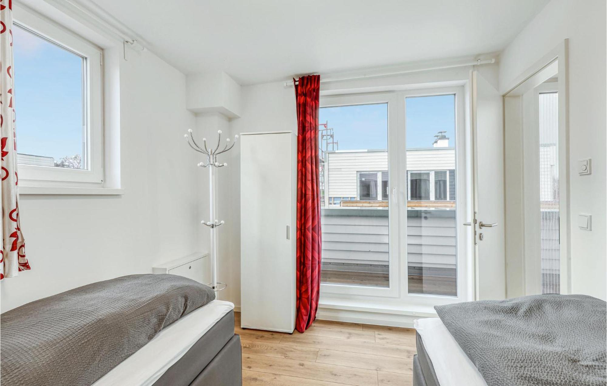 Nice Home In Tossens With Kitchen Bagian luar foto